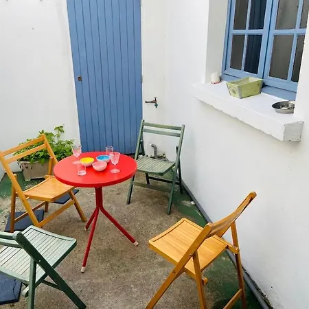 Maison Plein Centre Au Calme بيت للعطل
