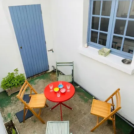 Maison Plein Centre Au Calme بيت للعطل